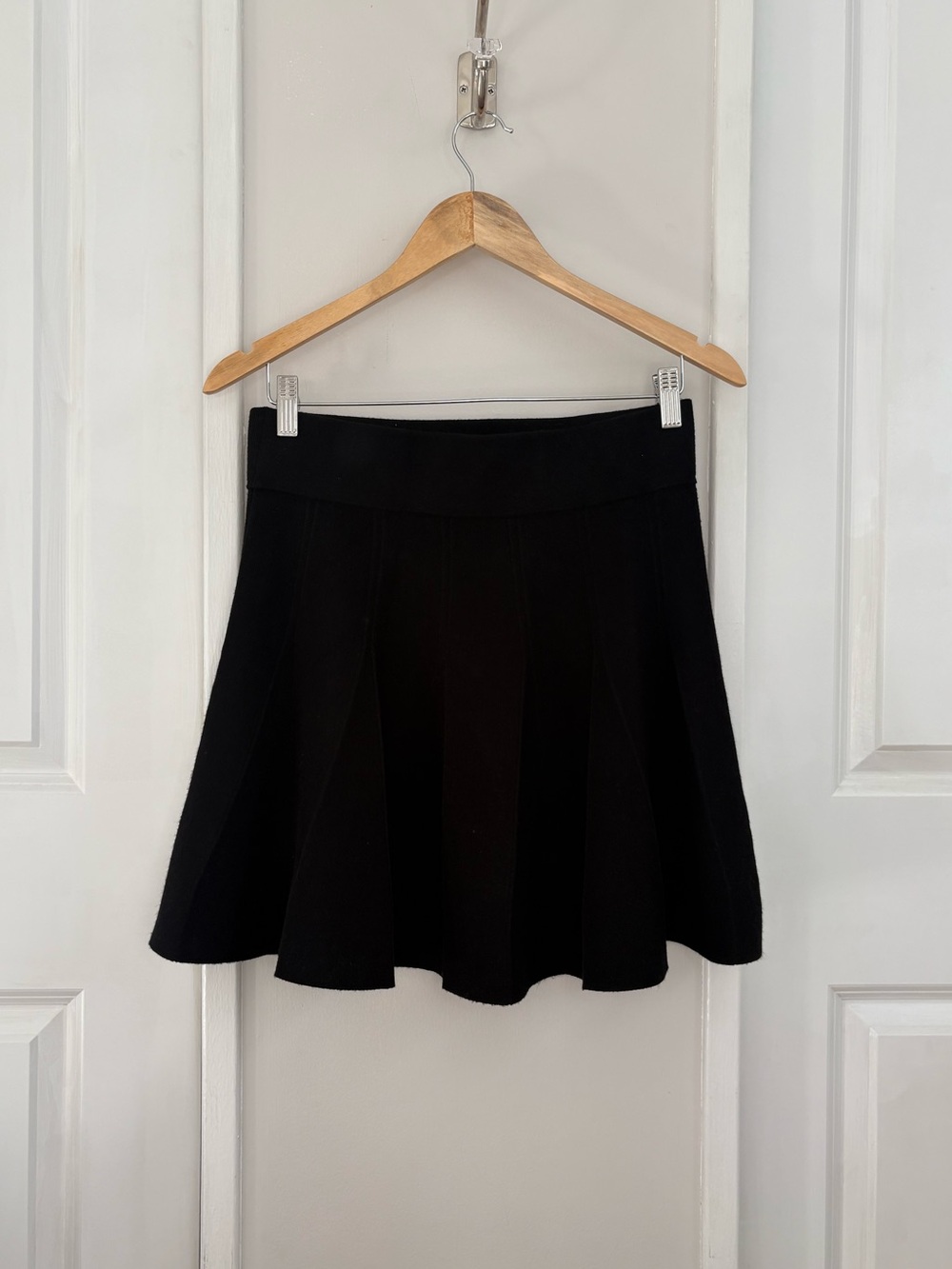 Club Monaco Rib Knit Skater Skirt | Black | XS